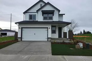 776 Magnolia Av, Woodburn, OR 97071 - Photo 1