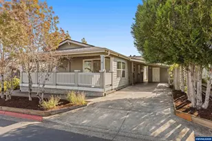 1015 Oak St, Silverton, OR 97381 - Photo 1