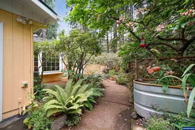 7877 Pine Tree Ln SE, Turner, OR 97392 - Photo 1