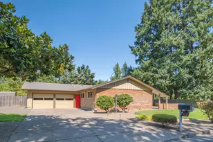 153 Peach Tree Ln, Albany, OR 97321 - Photo 1