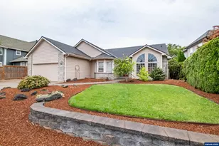 797 Laguna Dr NE, Keizer, OR 97303 - Photo 1