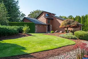 511 SW Augustus Dr, Dallas, OR 97338 - Photo 1