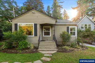 239 Rock St, Silverton, OR 97381 - Photo 1