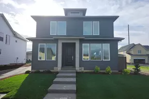 662 Magnolia Ave, Woodburn, OR 97071 - Photo 1