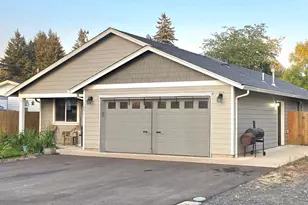 1651 13th Ave, Sweet Home, OR 97386 - Photo 1