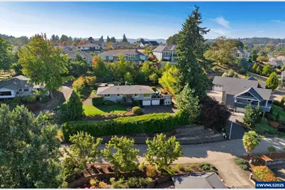 1648 Laurel Wy NW, Albany, OR 97321 - Photo 1