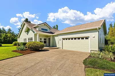 375 Magnolia Dr, Creswell, OR 97426 - Photo 1