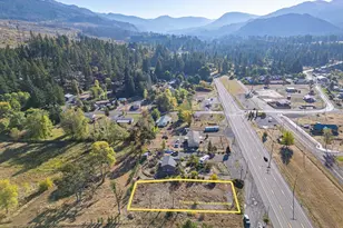 212 North Santiam Hwy SE, Gates, OR 97346 - Photo 1