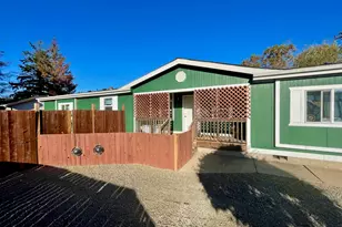 923 Walker Rd, Lebanon, OR 97355 - Photo 1