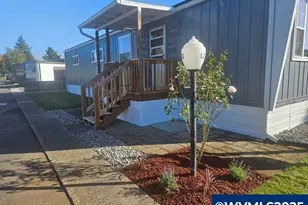 16901 SE Division St, Portland, OR 97236 - Photo 1