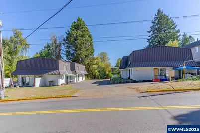 708 SE Davis St, McMinnville, OR 97128 - Photo 1