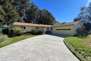 414 SW Westwood Dr, Dallas, OR 97338 - Photo 1