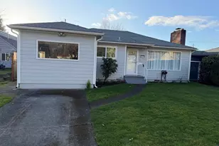 2075 Laurel Ave NE, Salem, OR 97301 - Photo 1