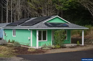 638 SE Keel Ave, Lincoln City, OR 97367 - Photo 1