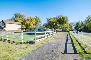 807 N 12th St, Philomath, OR 97370 - Photo 1