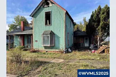 141 NE D St, Willamina, OR 97396 - Photo 1