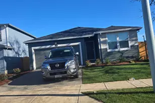 238 Greencrest St NE, Salem, OR 97301 - Photo 1