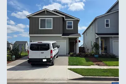 2702 Gunderson Av, Woodburn, OR 97071 - Photo 1