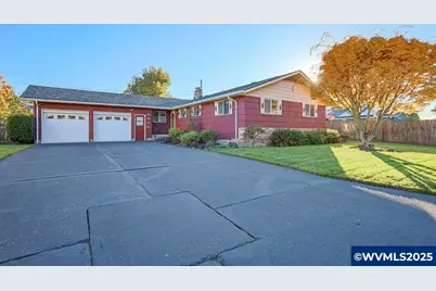 4494 Cascade Dr, Eugene, OR 97402 - Photo 1