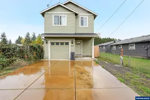 3902 Hawthorne Ave NE, Salem, OR 97301 - Photo 1