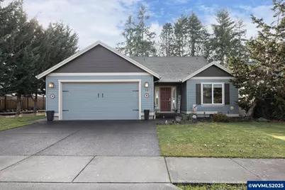 940 Hayes St, Mount Angel, OR 97362 - Photo 1