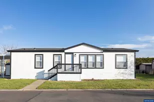 911 York St, Aumsville, OR 97325 - Photo 2