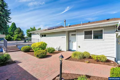 2858 Oakcrest Dr NW, Salem, OR 97304 - Photo 1