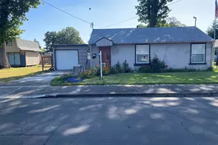 620 23rd St SE, Salem, OR 97301 - Photo 1