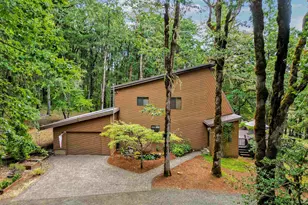 375 Pioneer Rd, Dallas, OR 97338 - Photo 1
