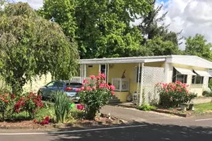 194 Broadmore Ave NE, Salem, OR 97301 - Photo 1
