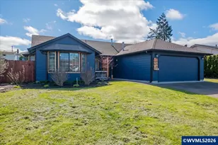 701 SE Juniper Ave, Dallas, OR 97338 - Photo 1