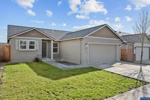 578 SE Lines St, Dallas, OR 97338 - Photo 1