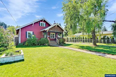 318 Koons St, Silverton, OR 97381 - Photo 1