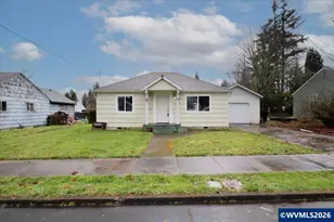 735 7th Ave, Sweet Home, OR 97386 - Photo 1