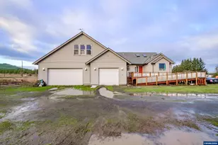 36807 Rock Hill Dr, Lebanon, OR 97355 - Photo 1