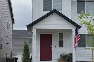 841 Sifuentez Ct, Woodburn, OR 97071 - Photo 1