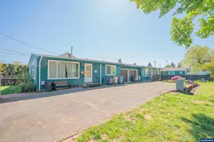 1178 Hiatt (1174 1160) St, Lebanon, OR 97355 - Photo 1