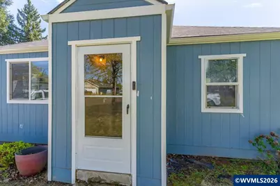 465 SW Oakdale Av, Dallas, OR 97338 - Photo 1
