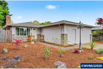 945 SE Marion Av, Corvallis, OR 97333 - Photo 1