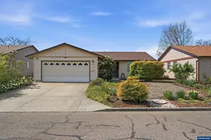 375 S Columbia Dr, Woodburn, OR 97071 - Photo 1