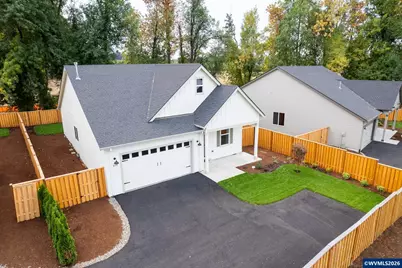 855 Oakleaf Wy, Silverton, OR 97381 - Photo 1