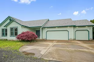 2655 Hollywood Dr NE, Salem, OR 97305 - Photo 1