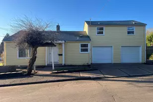 210 Hoyt St S, Salem, OR 97302 - Photo 1