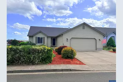 143 NW Elderberry Ln, Dallas, OR 97338 - Photo 1