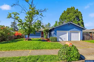 977 NW Cleveland Ave, Corvallis, OR 97330 - Photo 1
