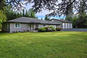 1045 N River Dr, Sweet Home, OR 97386 - Photo 1