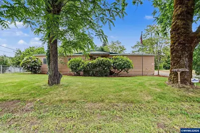 154 16th St, Lyons, OR 97358 - Photo 1