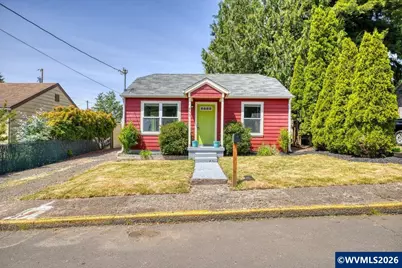 955 SE Gaither Wy, Toledo, OR 97391 - Photo 1
