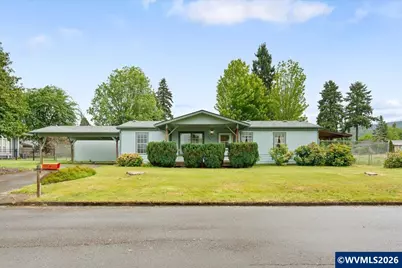 1190 SE Laurel St, Mill City, OR 97360 - Photo 1