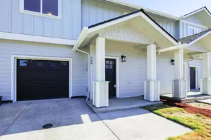 729 Periander Wy, Harrisburg, OR 97352 - Photo 1